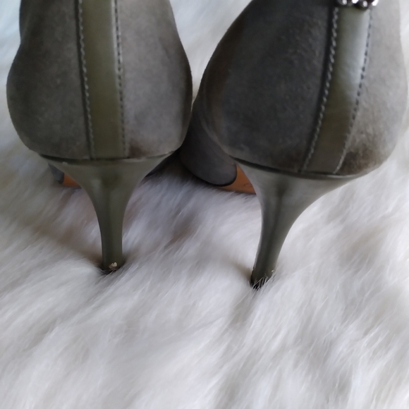 coach grey suede heels size 5.5 - Picture 10 of 10